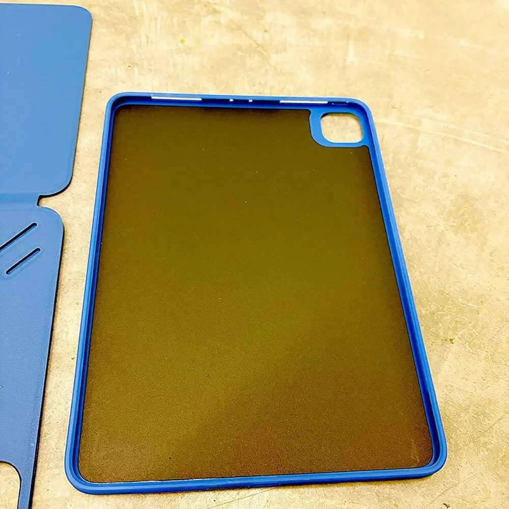 ESR Shift Series iPad Pro 11 Magnetic Stand Case Blue